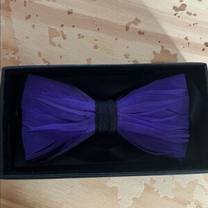 Spring collection feather bow tie